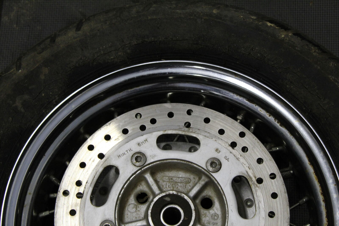 06-13 KAWASAKI VULCAN 900 CLASSIC REAR AXLE BACK WHEEL RIM BAD TIRE VN900 VN