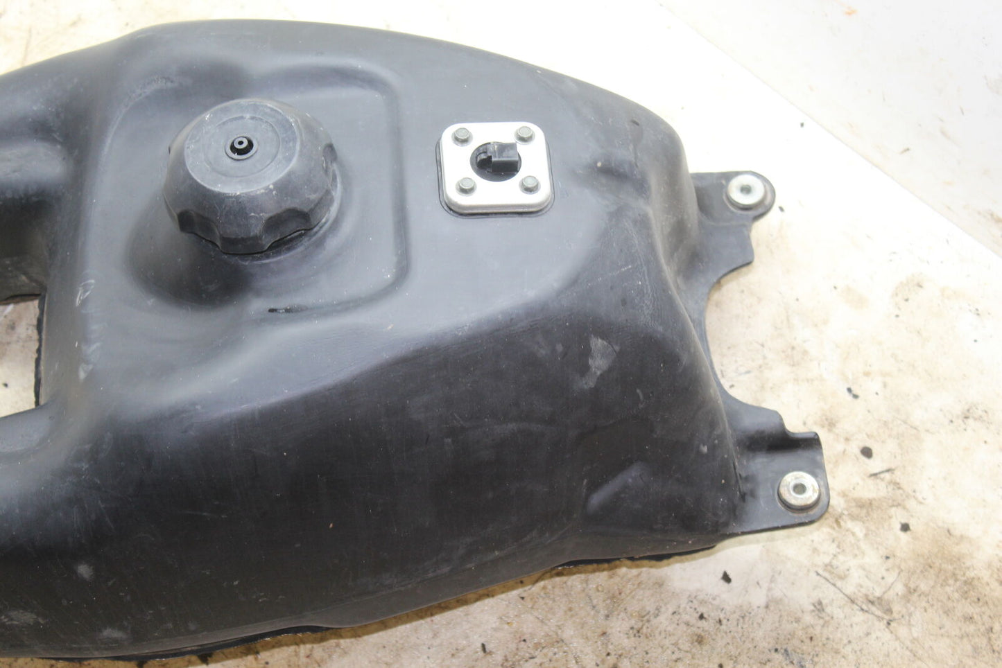 02-08 YAMAHA GRIZZLY 660 GAS TANK FUEL CELL PETROL RESERVOIR