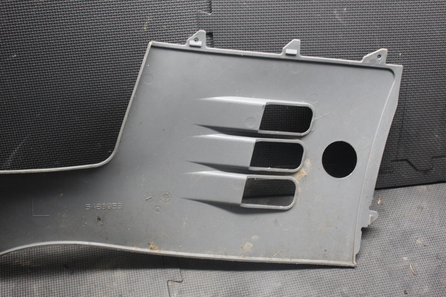 02-03 POLARIS SPORTSMAN 700 TWIN LEFT GAS TANK FUEL CELL PANEL COVER TRIM COWL 