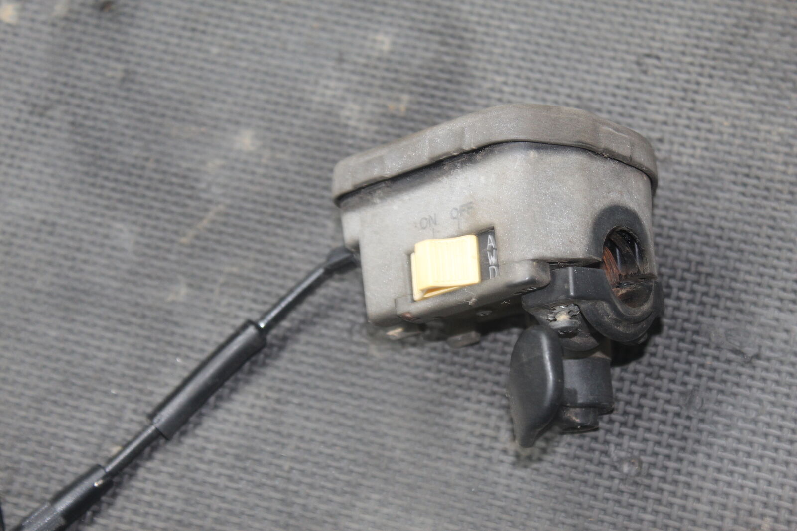 02-03 POLARIS SPORTSMAN 700 TWIN THUMB THROTTLE SWITCH W CABLE