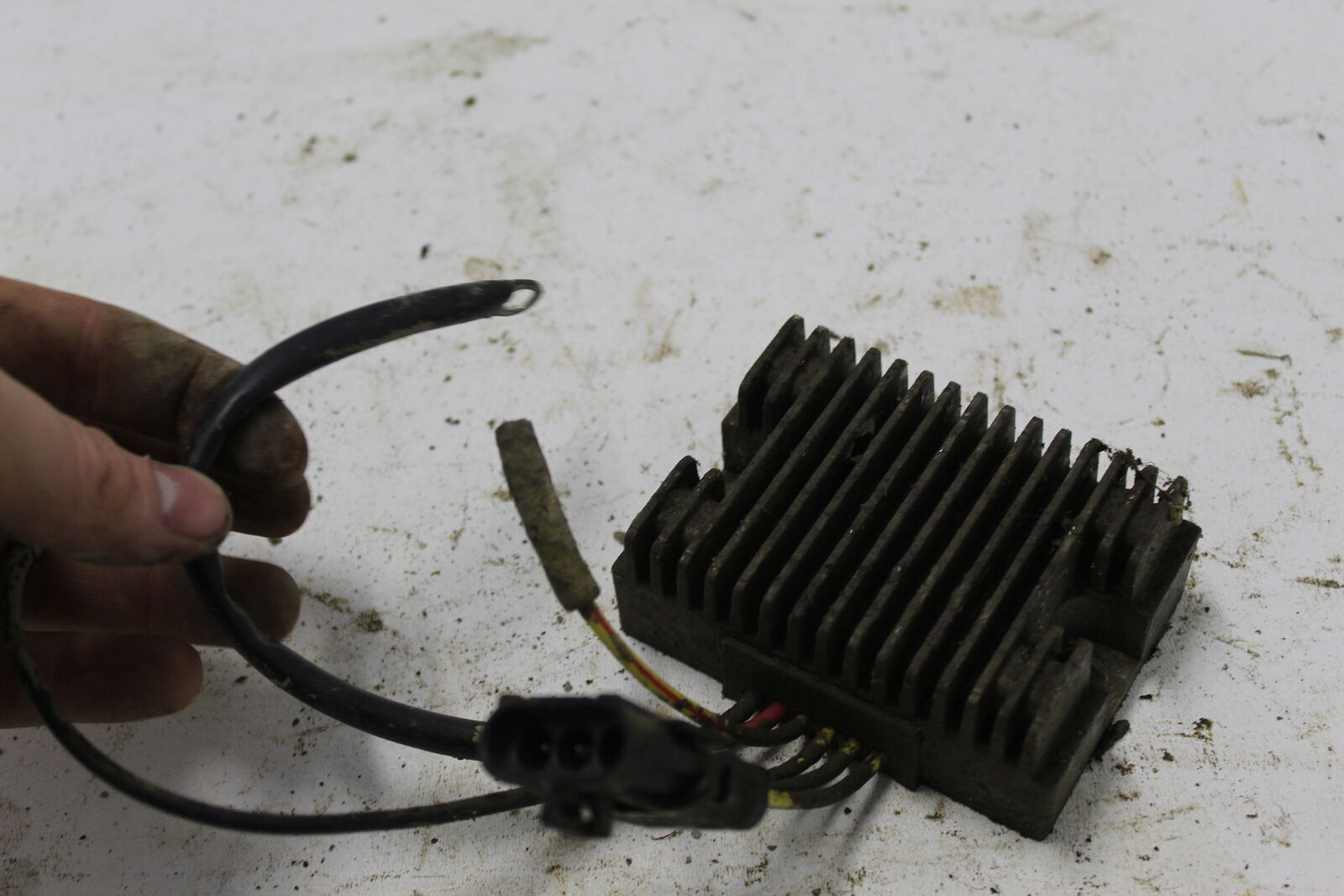 06-11 POLARIS HAWKEYE 300 4X4 RECTIFIER VOLTAGE REGULATOR