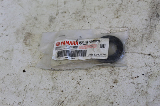 01-05 YAMAHA RAPTOR 660R YFM660R 660 WHEEL OIL/DUST SEAL 93105-26026 OEM NEW