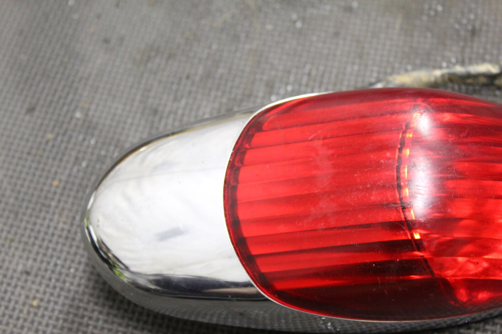 06-13 KAWASAKI VULCAN 900 CLASSIC TAILLIGHT REAR TAIL BRAKE LIGHT VN900 VN