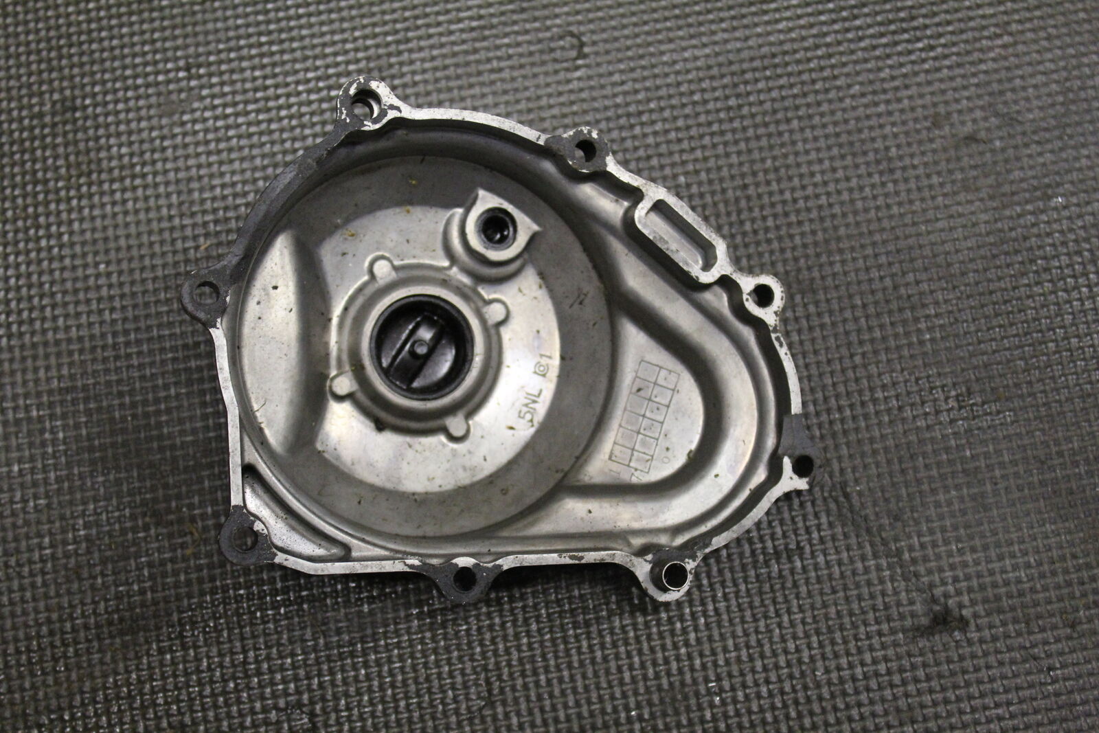 01-05 YAMAHA YZ250F YZ 250F ENGINE MOTOR STATOR GENERATOR MAGNETO COVER