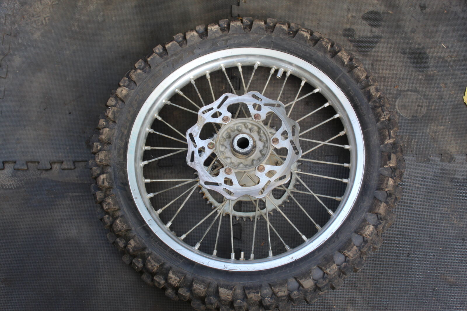 06-09 YAMAHA YZ250F REAR AXLE BACK WHEEL RIM TIRE PIRELLI NICE