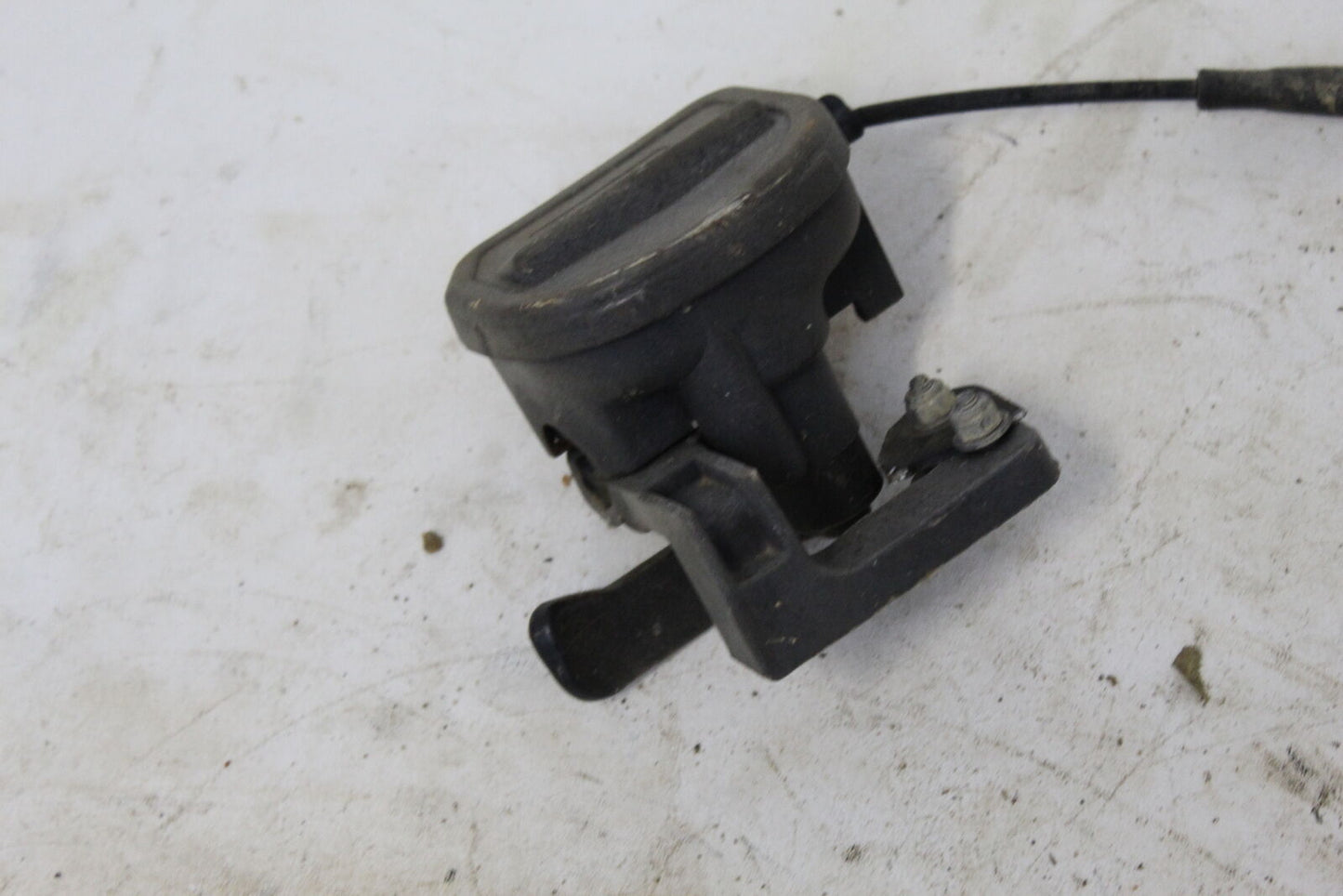 05 POLARIS SPORTSMAN 700 TWIN THUMB THROTTLE SWITCH W CABLE 2010337