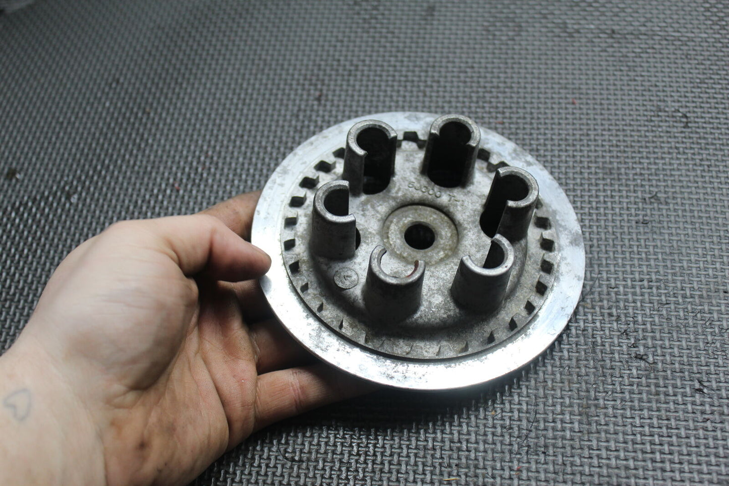 03-05 YAMAHA YZ450F CLUTCH PRESSURE PLATE